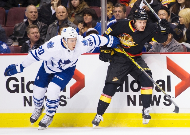 Speed Skate: The story behind the Vancouver Canucks' 'flying skate' logo –  Brad McLeod